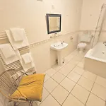 The Hotel 4*