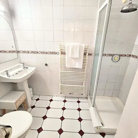 The Отель Гленби