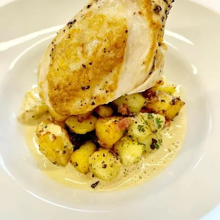 Отель The Гленби