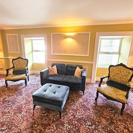 The Отель Гленби